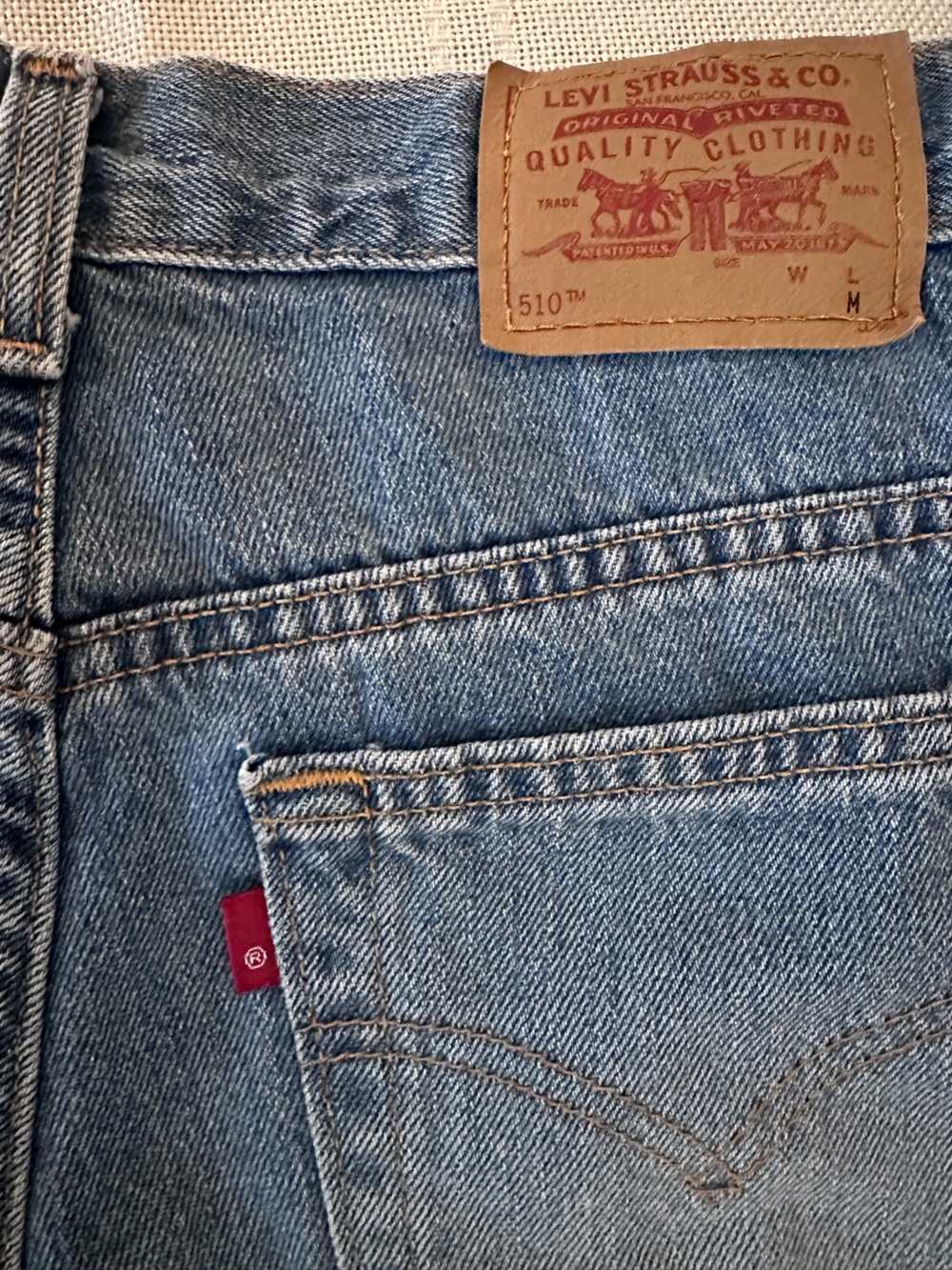 Levi's Slim Straight Jeans in Light Blue Denim